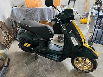 Piaggio Vespa 300 GTS - 2021