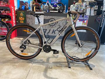 TREK GRAVEL