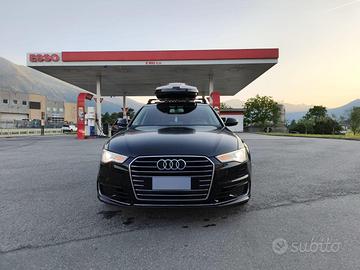 audi A6 tenuta bene ha piccoli graffi