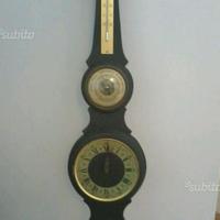 Orologio da parete in legno nero