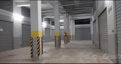 Box 26mq+10mq soppalco zona Libertà/ statua