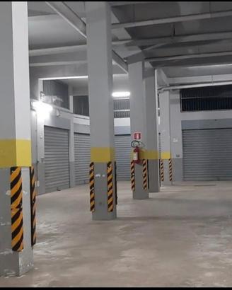 Box 26mq+10mq soppalco zona Libertà/ statua
