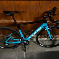 Bici da corsa Cube Agree C62 + garmin edge 530