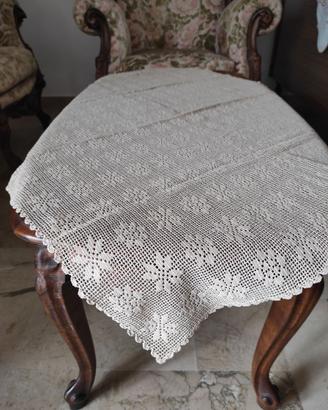 Set di tre centri uncinetto filet ecru'