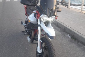 Moto Guzzi v85TT Trattabile