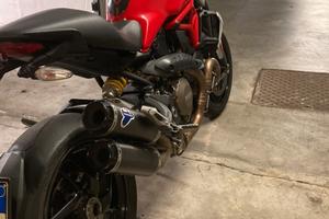 Ducati Monster 1200