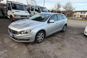Volvo V60 D2 1.6 Momentum