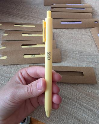 Penna oss/ostetrica