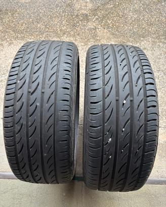 2 pneumatici Pirelli PZero Nero 205/40 R17 84W