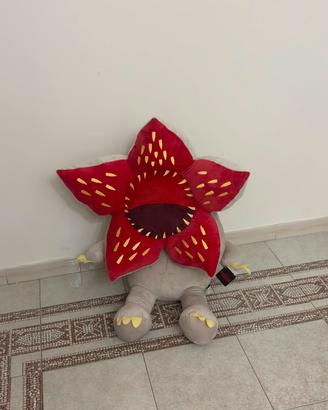 peluche stranger things 1 metro