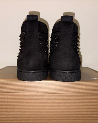 Louboutin black suede 43