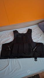 Tactical Vest con Sistema MOLLE per Softair
