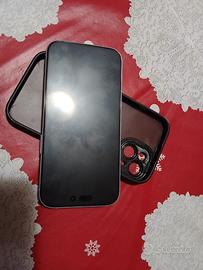 iPhone 15  pari al nuovo