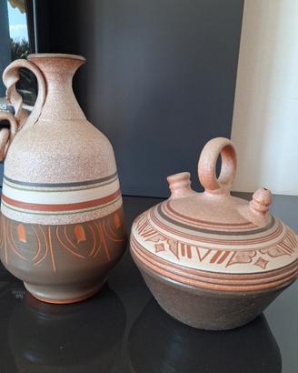 Vaso decorativo e  botijo tipico