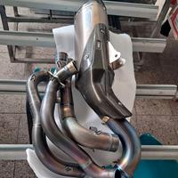 AKRAPOVIC EVOLUTION LINE COMPLETO