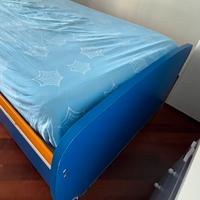 Letto singolo con letto estraibile