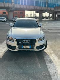 Audi Q5 S-Line 2.0Tdi euro 5