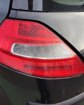 Fanale posteriore sx RENAULT MEGANE del 2006