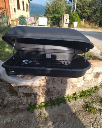 Portapacchi universale per auto