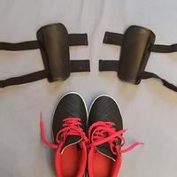 SCARPE DA CALCIO BAMBINO + PARASTINCHI 