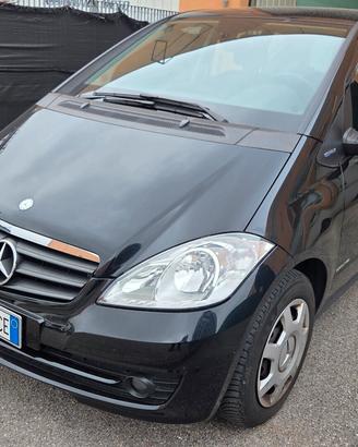 Mercedes-benz A 160 BlueEFFICIENCY Avantgarde unic