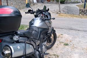 Suzuki v strom 650