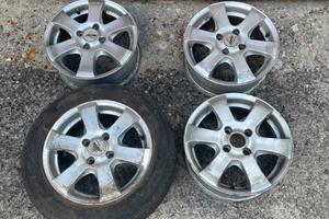 4 cerchi in lega barra 14 senza gomme Panda
