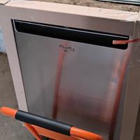 lavastoviglie Whirlpool - sottopiano