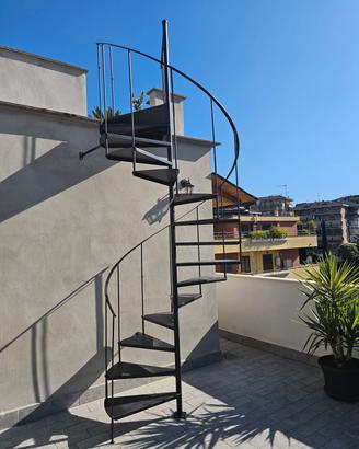 scala a chiocciola in Ferro 