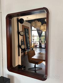 Specchio vintage con cornice in legno stile Danese