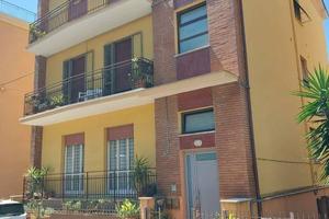Appartamento di 139 m² con 4 locali e box auto a P