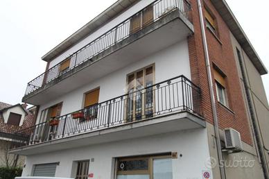 3 LOCALI A CASALGRANDE