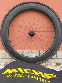 RUOTA CARBONIO BICI DA CORSA PROFILO 65