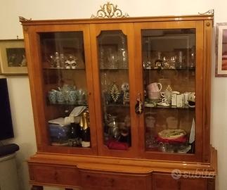 Salone in radica bionda