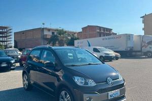 Volkswagen up! 1.0 Cross up! 75cv