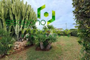 VILLA SINGOLA AL PLEMMIRIO IN PERFETTE CONDIZIONI