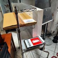 Mini scaffale con rotelle 