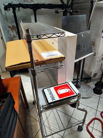 Mini scaffale con rotelle 