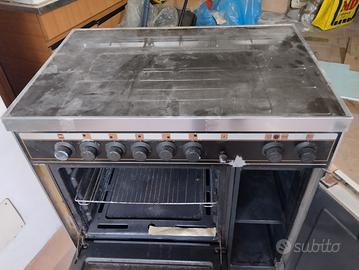 Cucina Gasfire elettrica comprensiva di forno 