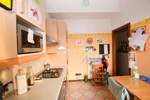 Rif.SW188- appartamento ind. trilocale