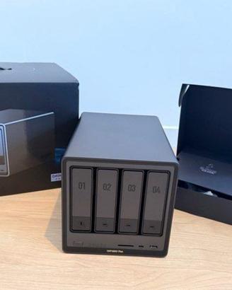 UGREEN NAS DXP4800 Plus + Seagate IronWolf 8 TB