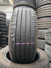 215 55 R 17 W  Goodyear Efficient Grip Performance