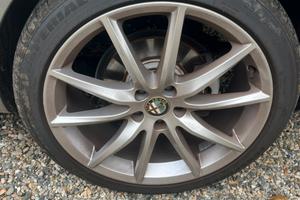 cerci da 19 pollici , alfa 159