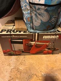 Macchinetta per pomodori elettrica