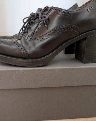Scarpe Francesine Nerogiardini in pelle
