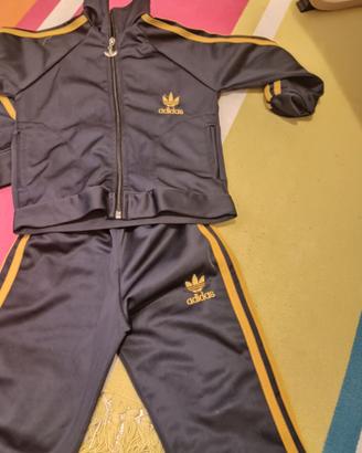 Tuta adidas