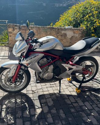 Kawasaki er6-n