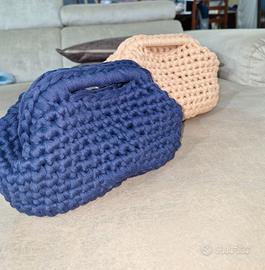 Pochette fatte a mano