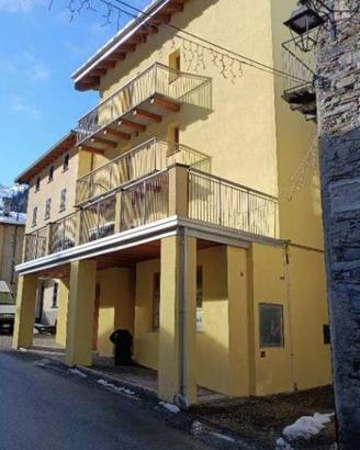 Immobile in asta di 275 m² con 5 locali a Gerola A