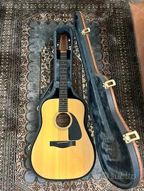 Chitarra acustica